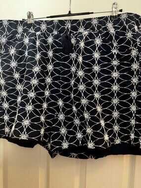 Lane Bryant lined embroidered shorts 20W